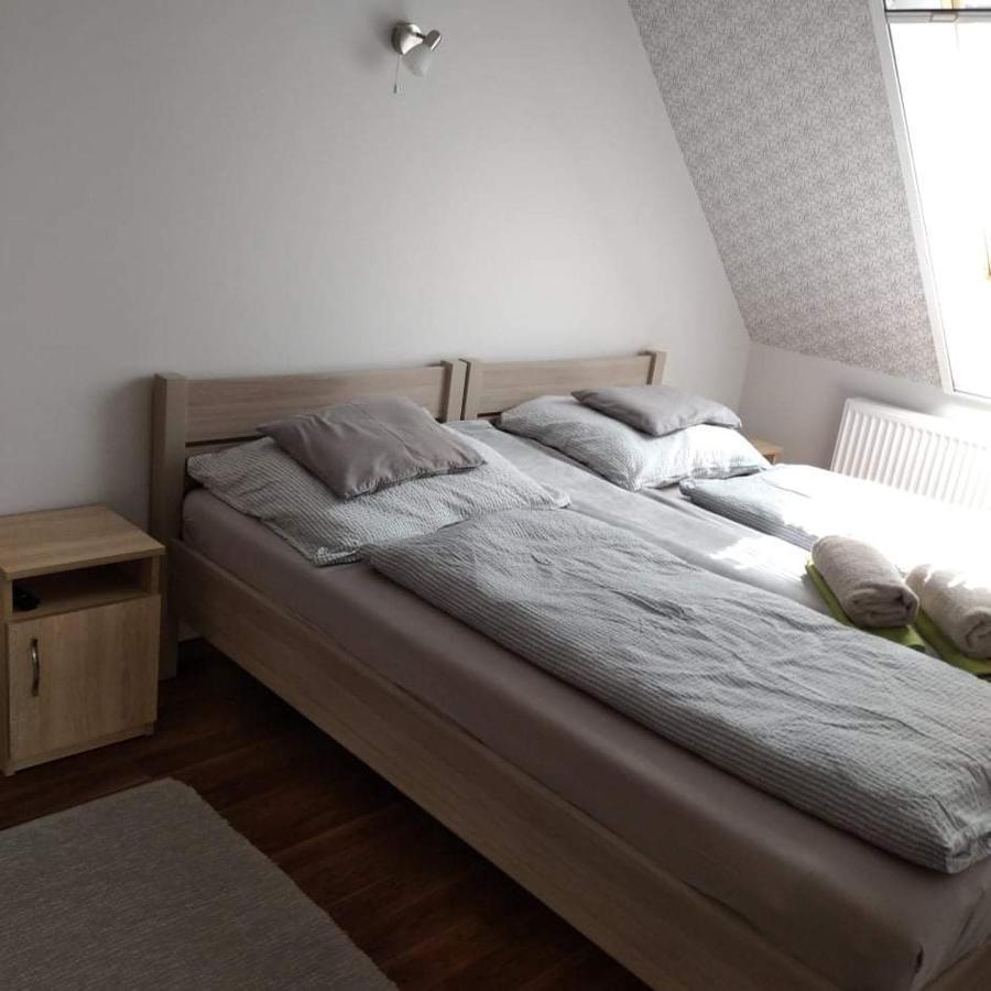 Tahiti Apartman Hajdúszoboszló Esterno foto
